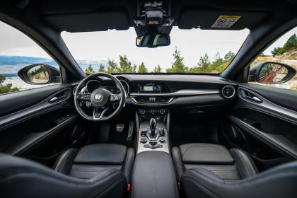 Test: Alfa Romeo Stelvio Q4 Veloce 2.2D 211Ps